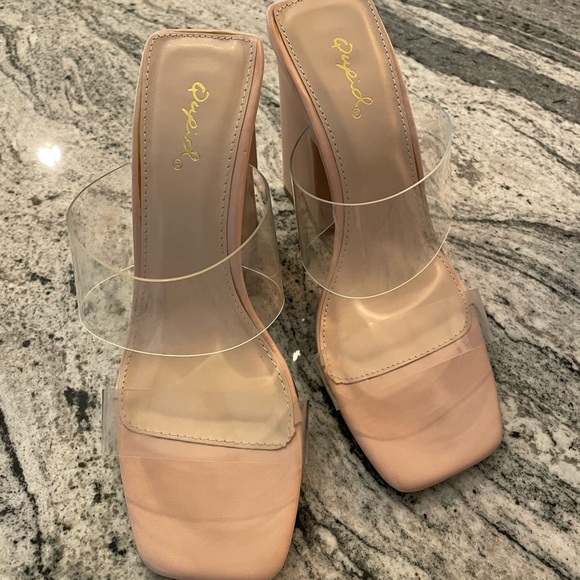 Qupid Shoes - Nude & Clear Block Heels